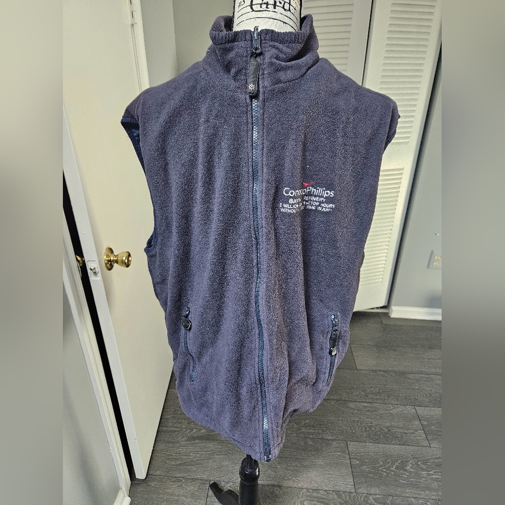 ConocoPhillips fleece vest